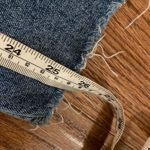 Zara high rise medium wash raw hem skinny jean 6 - Picture 5 of 10